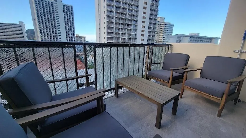 Waikiki Condo 2 Bedrooms 2 Bathrooms With 1 Free Parking Space Honolulu