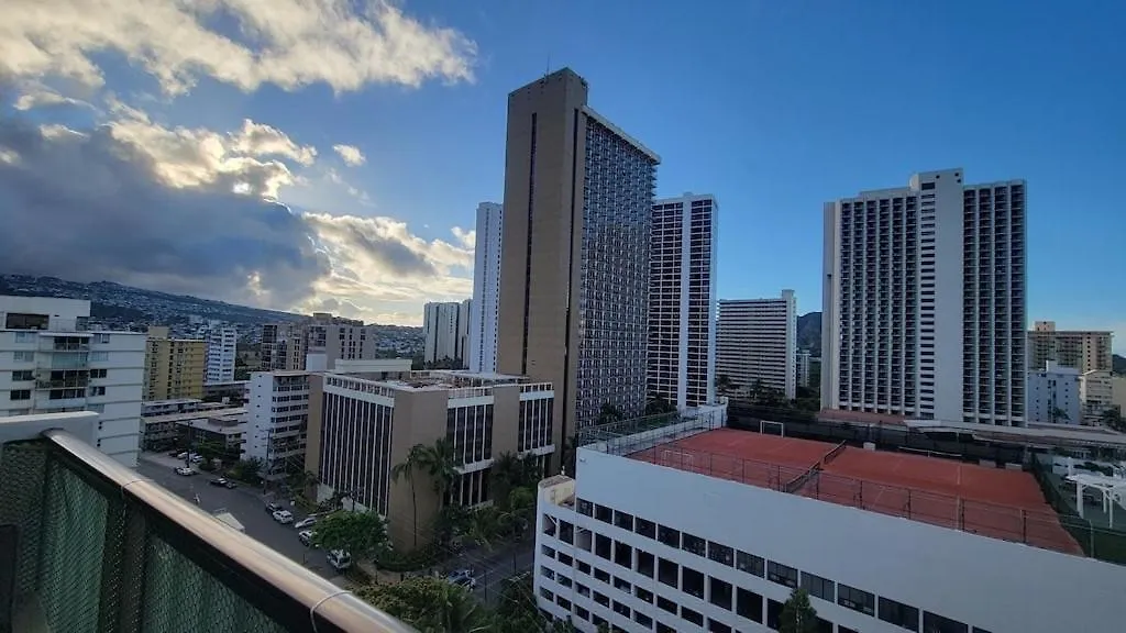 Waikiki Condo 2 Bedrooms 2 Bathrooms With 1 Free Parking Space Honolulu