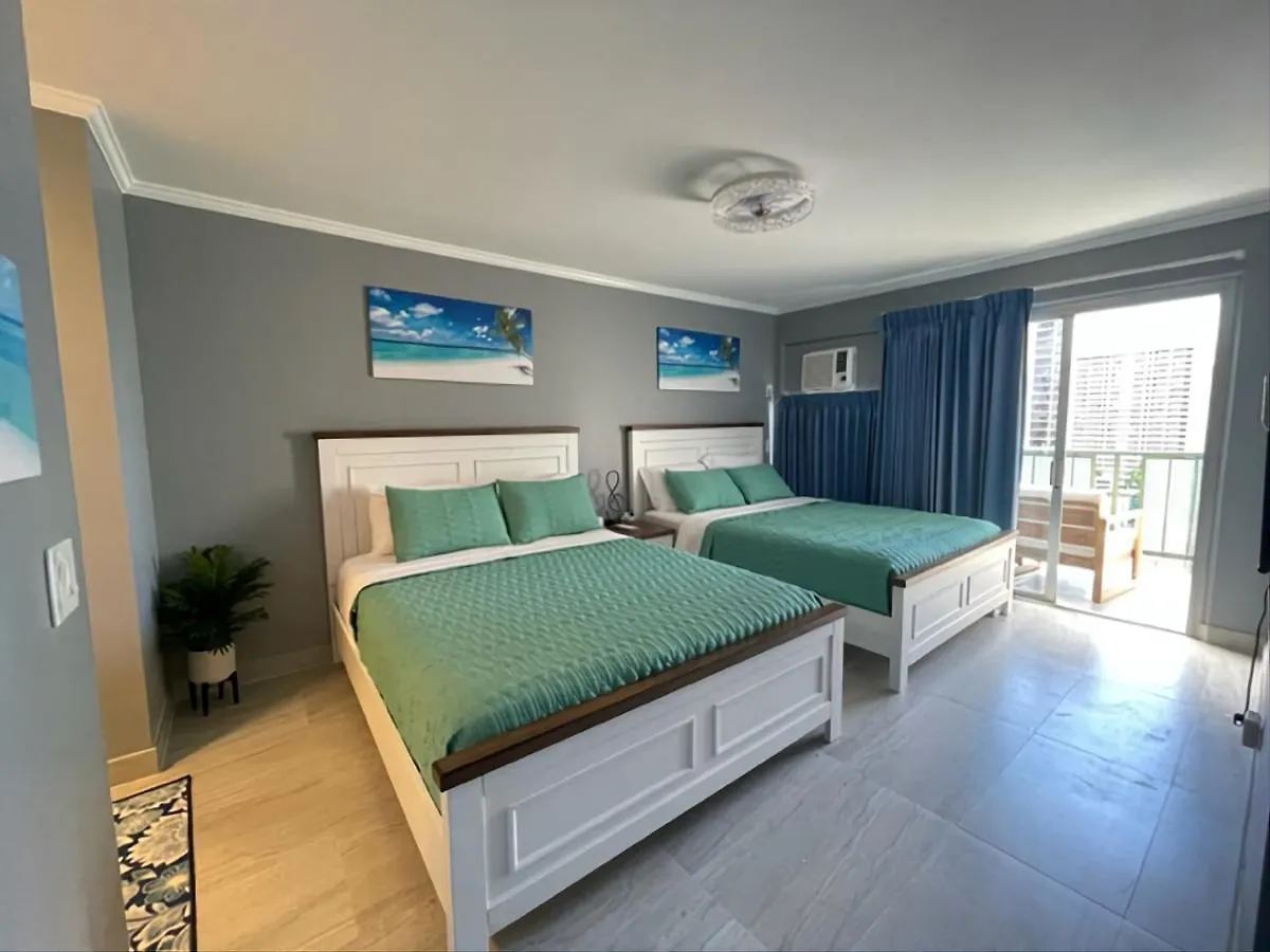 Waikiki Condo 2 Bedrooms 2 Bathrooms With 1 Free Parking Space ホノルル アパート