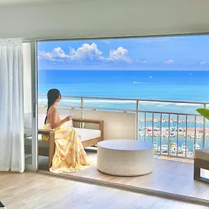 Panoramic Oceanview - Full Kitchen In Each Room, 2 Swimming Pools, Onsite Restaurants, Fireworks Every Friday Honolulu